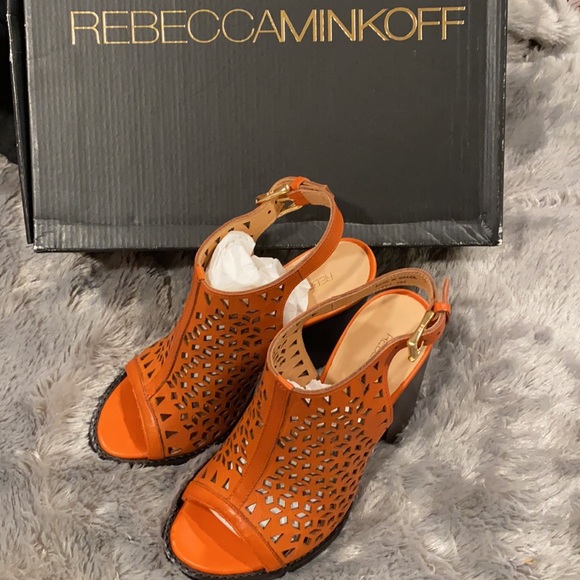 Rebecca Minkoff Laser Cut - Size 5 - Picture 2 of 8